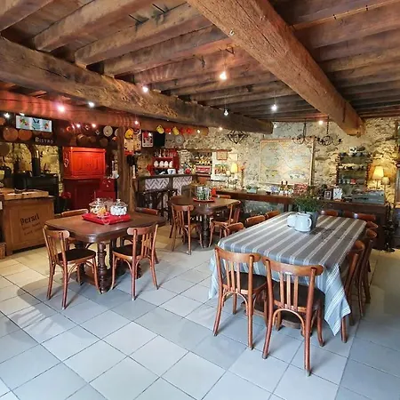 Le Clos Goelle Bed & Breakfast Moissat